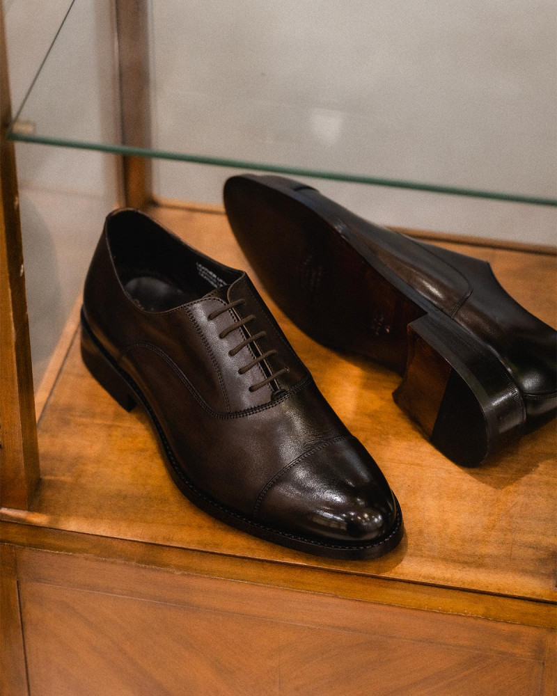 Calzoleria Toscana｜FONDI Captoe Oxford・Moor Patina