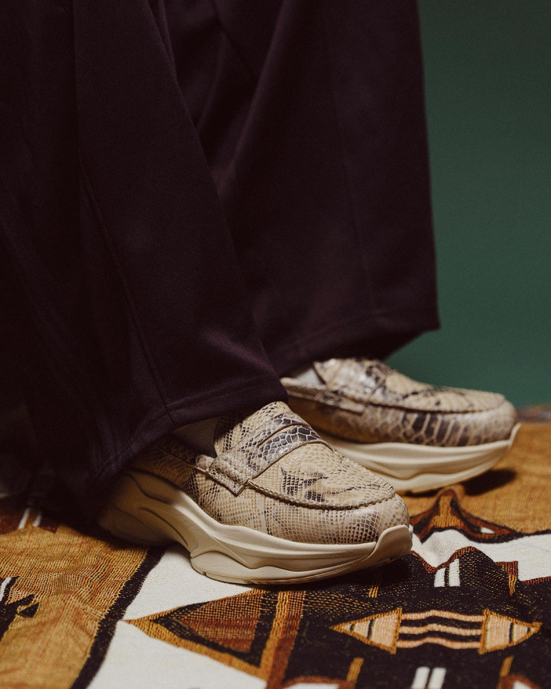 RUNDGREN｜"CALE" Penny Loafers・Cream Python Embossed Calf