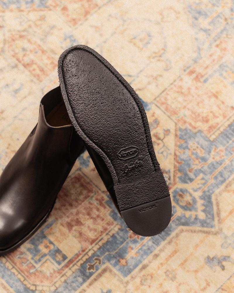 Berwick1707 for HOAX|303 Vibram® "Moonlight" Chelsea Boots・Black Berwick1707 for HOAX|303 Vibram® "Moonlight" Chelsea Boots・Black