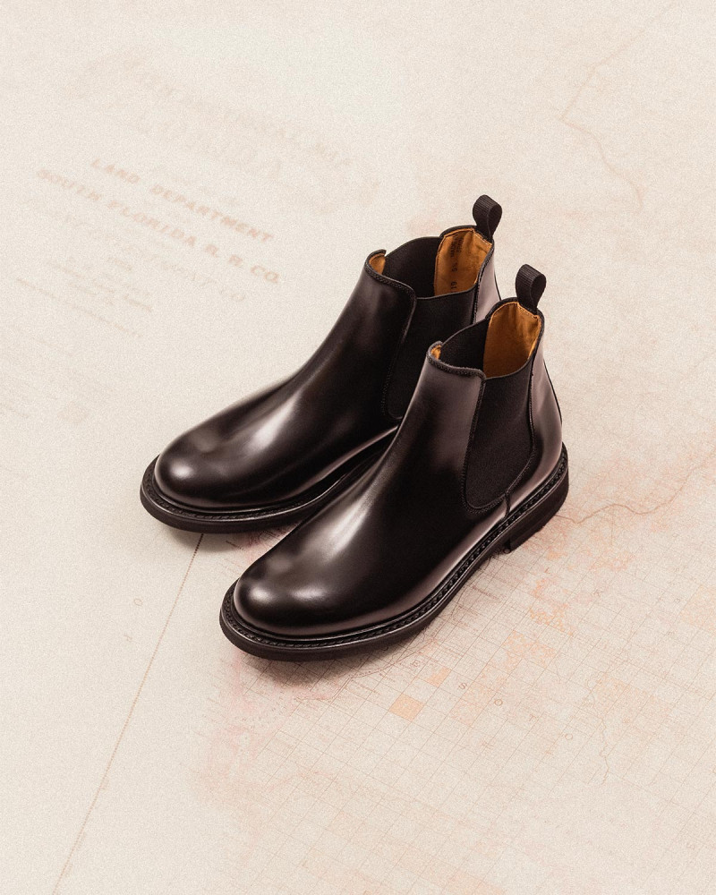 Berwick1707 for HOAX Women|Classic Chelsea Boots w/ Vibram® sole・Black Berwick1707 for HOAX Women|Classic Chelsea Boots w/ Vibram® sole・Black